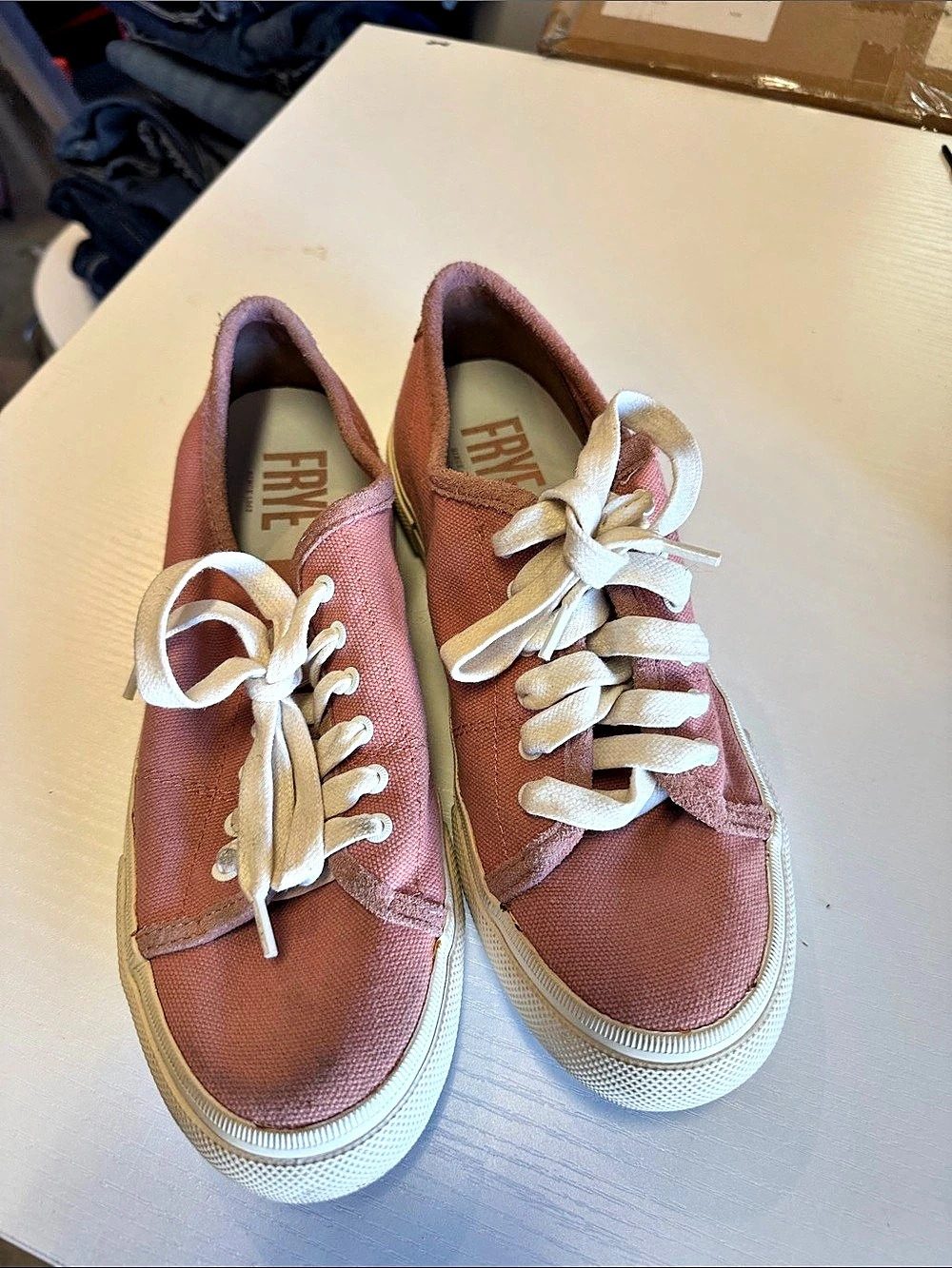 Frye Ivy Canvas Low Lace Sneaker Pink & White Sneakers